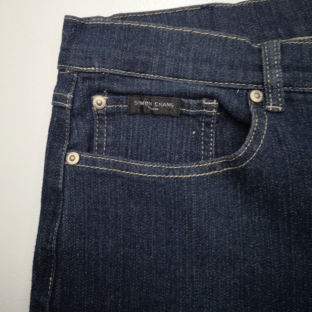 Simon Chang Denim Ladies Size 16 Dark Wash Straight Leg Blue Jeans - Picture 5 of 13